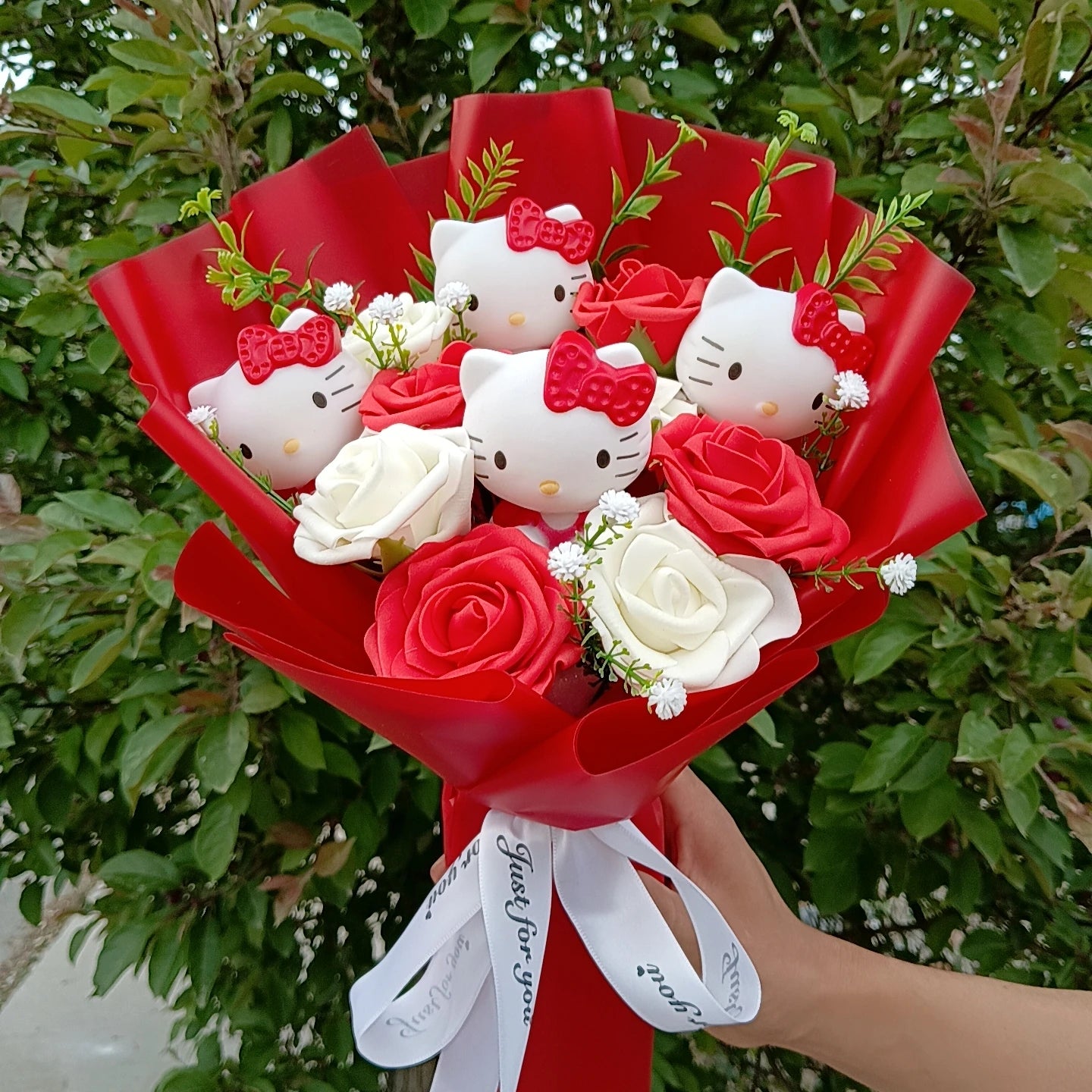 PrincessMade™ • Sanrio Rose Plush Bouquet